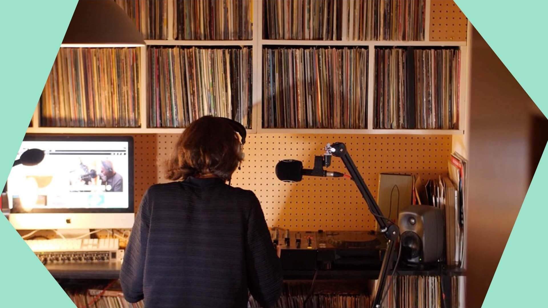 50 best radio stations header