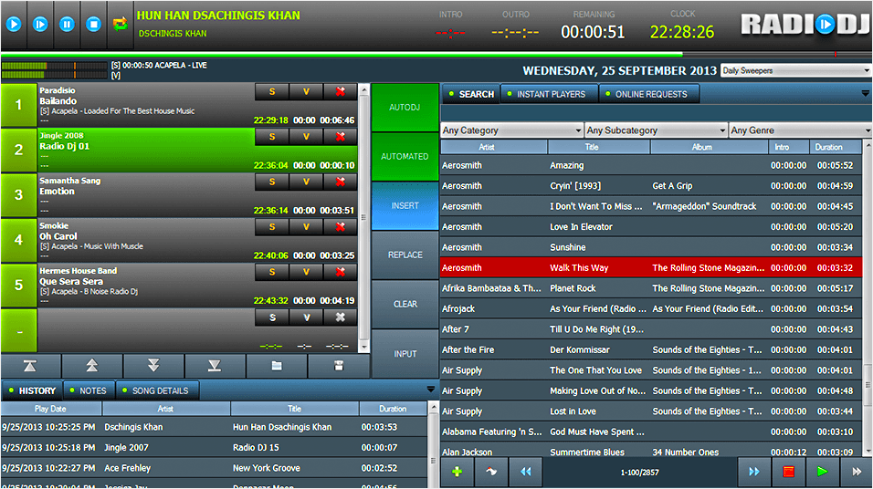 Image is a screenshot showing RadioDJ software being used for broadcasting.